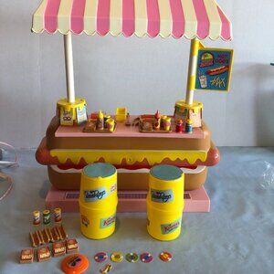 VINTAGE Barbie Play Hot Dog Stand w Accessories #F74